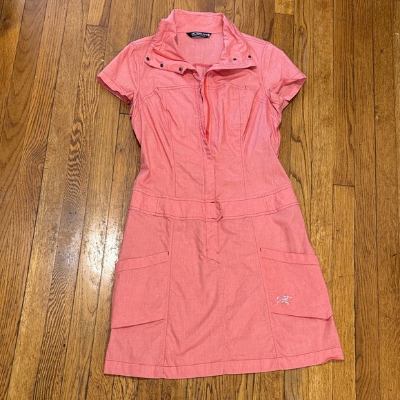 Arcteryx Blasa mock neck short sleeve zip dress in nectar Pink Size 10 - Picture 1 of 6